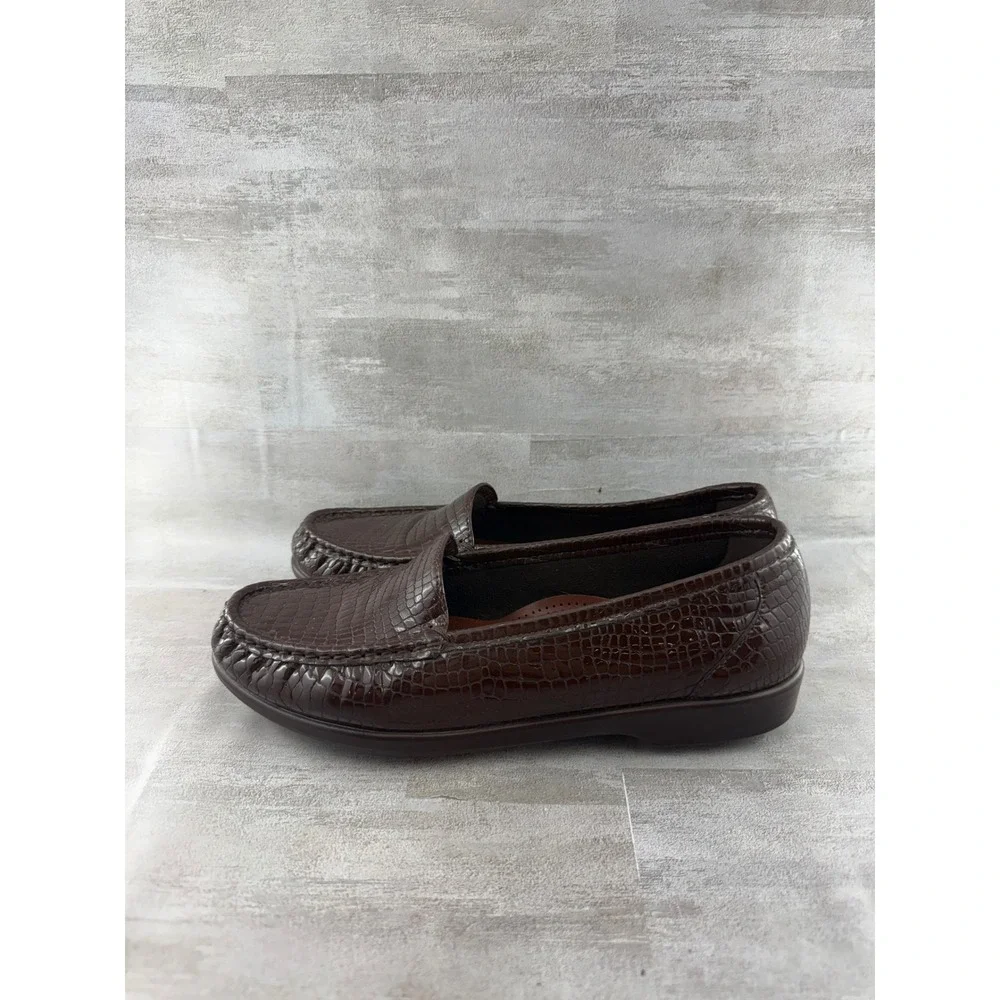 SAS Loafer Women Sz 8.5N Brown Crocodile Embossed Leather Tripad Comfort Shoes